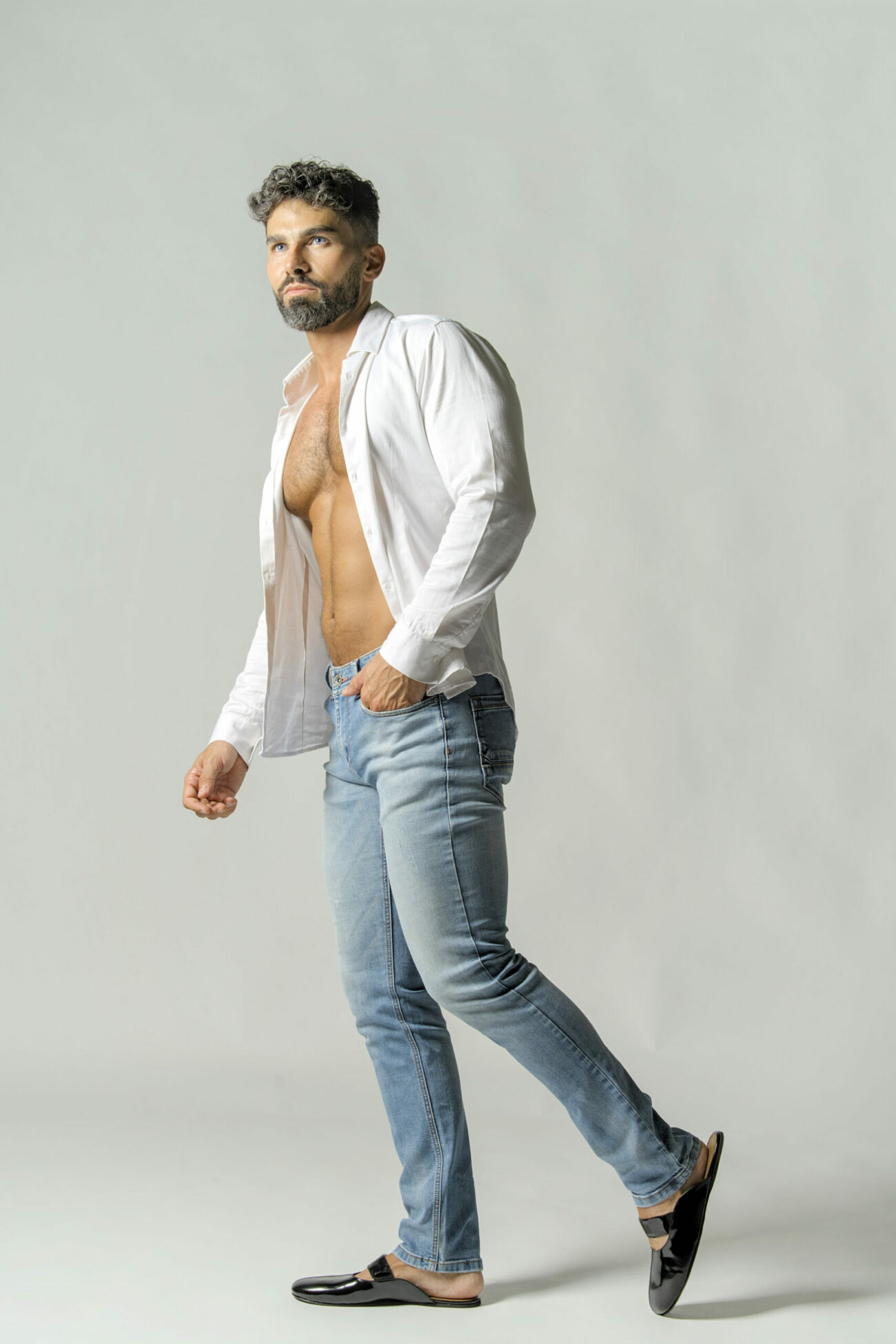 OB W Patent Black - Image 4