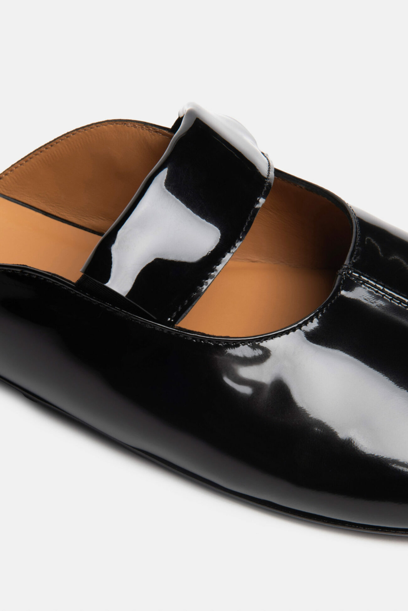 OB W Patent Black - Image 3