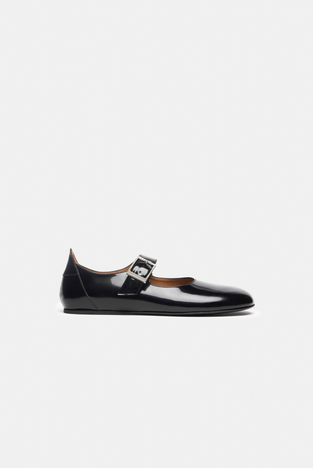 MJ Curvy Total Black - Image 2