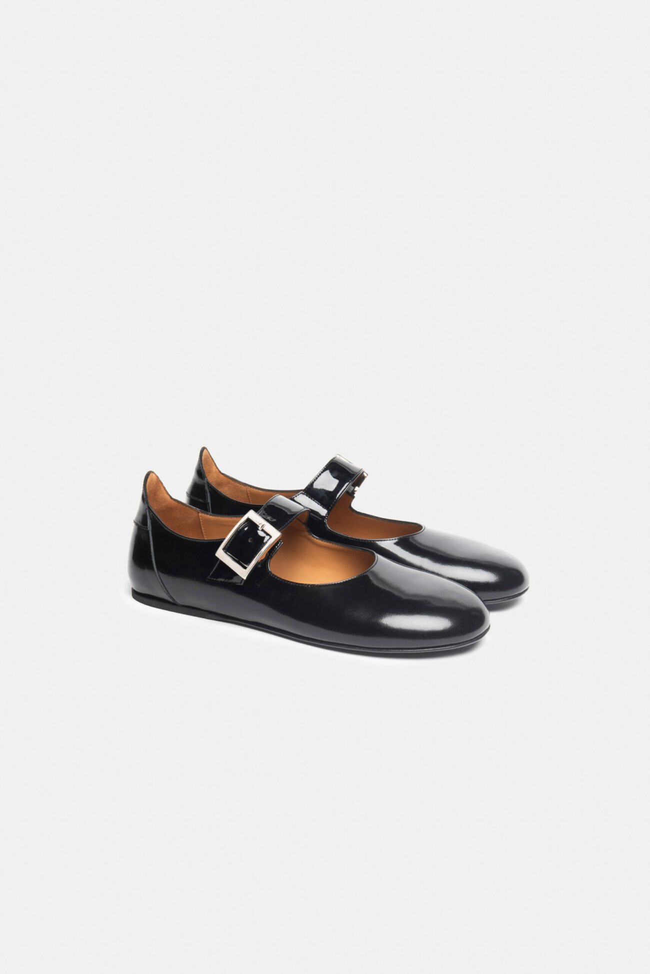 MJ Curvy Total Black